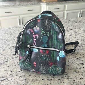💚🌵🏜️ cactus style mini bag backpack so so so cute!!!